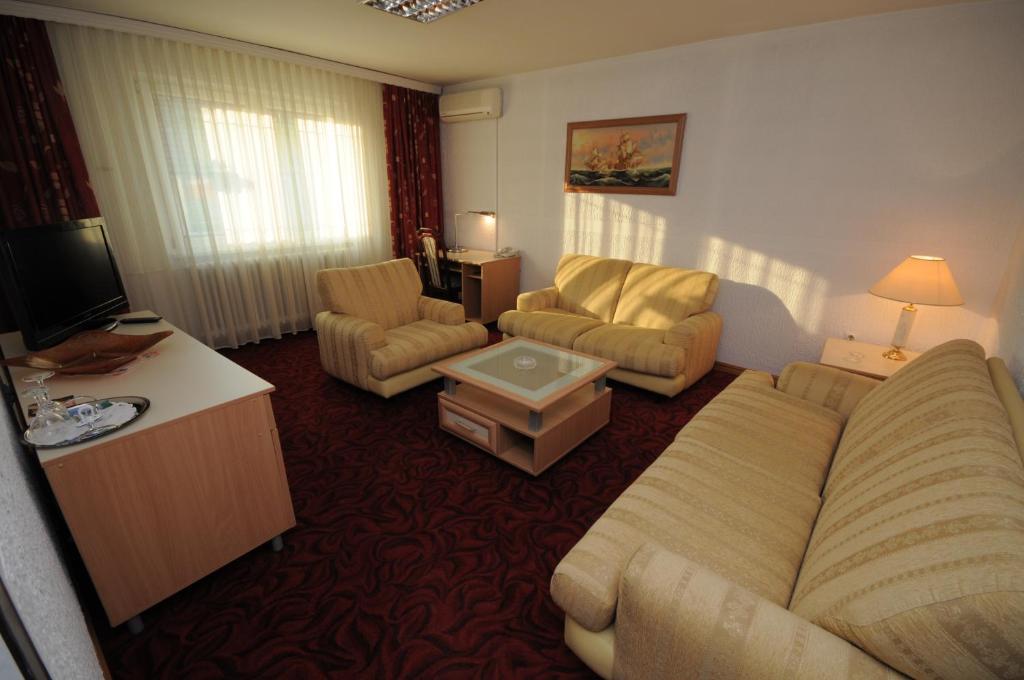 Golden Card Motel Banyaluka Oda fotoğraf