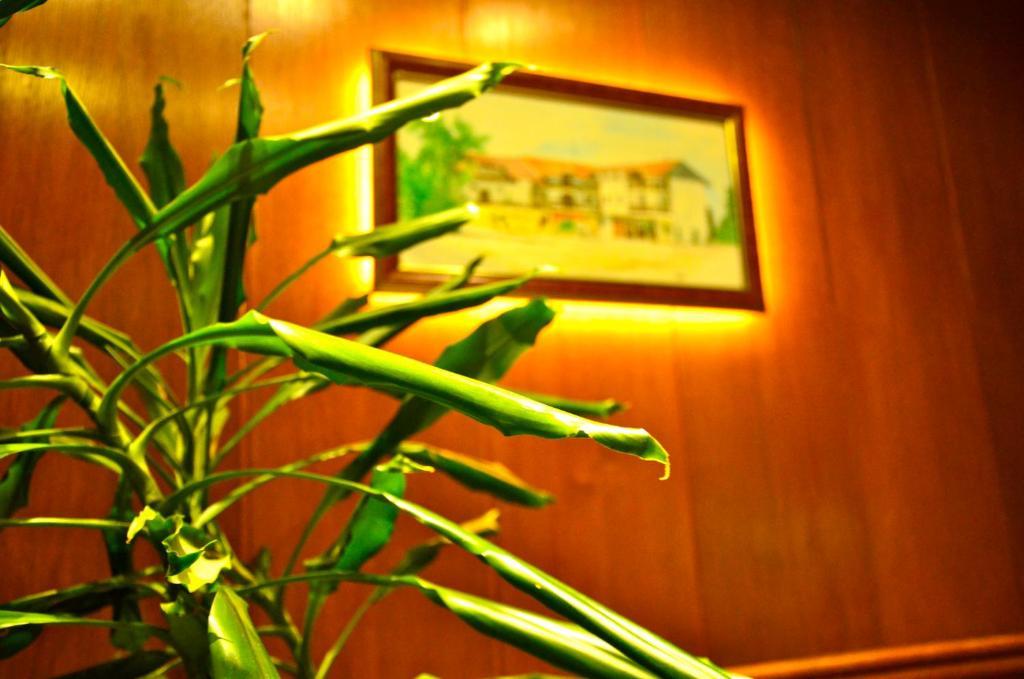Golden Card Motel Banyaluka Dış mekan fotoğraf