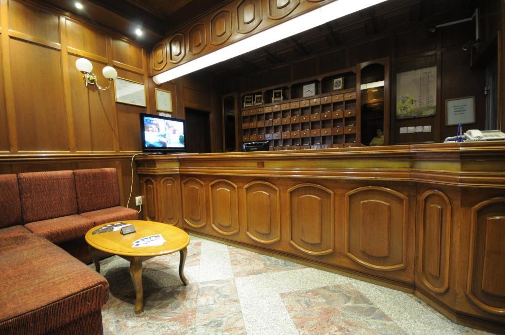Golden Card Motel Banyaluka Dış mekan fotoğraf